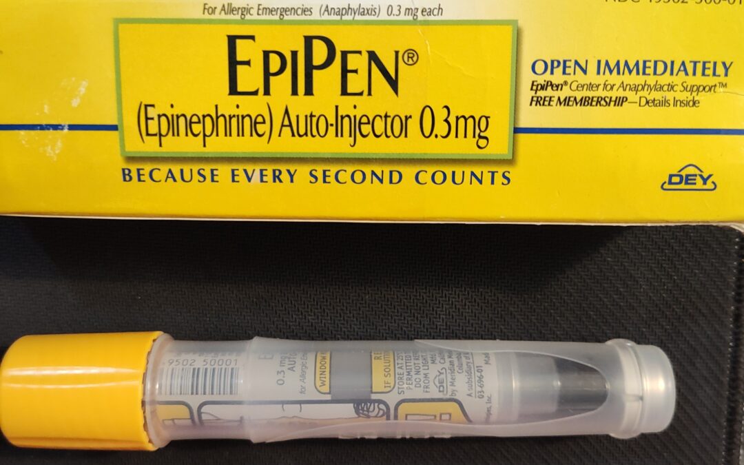 How to use an Epi-Pen and Warnings